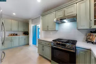 1243 Plaza Dr, Martinez, CA 94553 - Photo 18