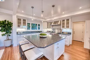 140 Sheridan Way, Woodside, CA 94062 - Photo 12