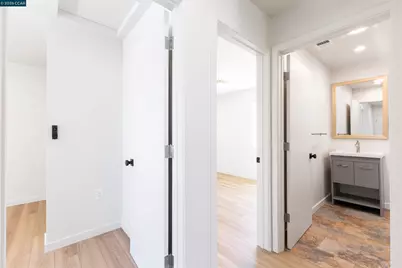 1377 Monterey St, Richmond, CA 94804 - Photo 10