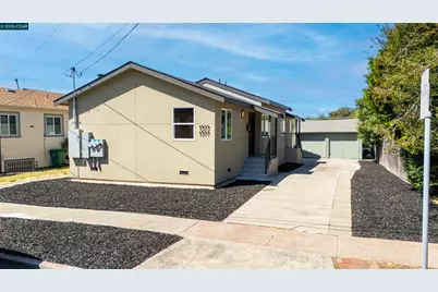1377 Monterey St, Richmond, CA 94804 - Photo 2
