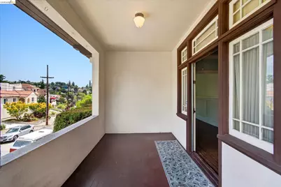 617 Boulevard Way, Oakland, CA 94610 - Photo 6