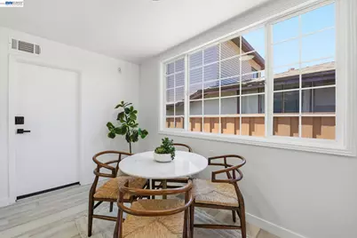31070 Meadowbrook Ave, Hayward, CA 94544 - Photo 12