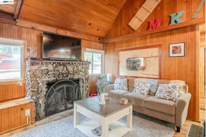 25917 Scenic Dr, Long Barn, CA 95335 - Photo 8