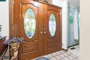 407 Country Club Ln, Napa, CA 94558 - Photo 8