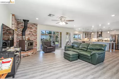 1700 Eureka Ave, Brentwood, CA 94513 - Photo 18