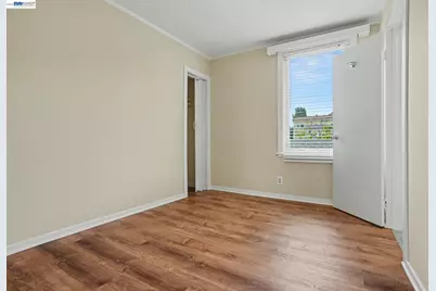 301 Lincoln Ave, Alameda, CA 94501 - Photo 10
