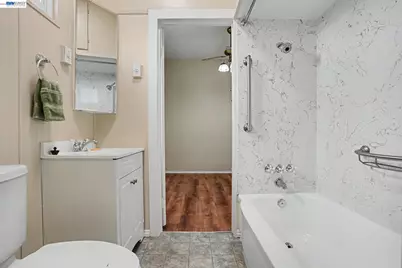 301 Lincoln Ave, Alameda, CA 94501 - Photo 18