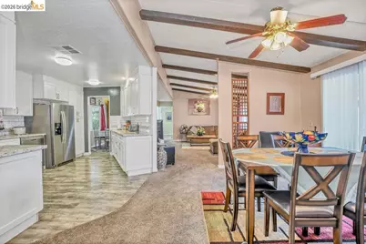 263 Coral Dr, Pittsburg, CA 94565 - Photo 10