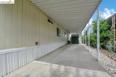 263 Coral Dr, Pittsburg, CA 94565 - Photo 2