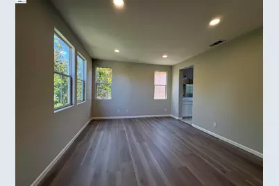 439 Kent Dr., Mountain View, CA 94043 - Photo 8