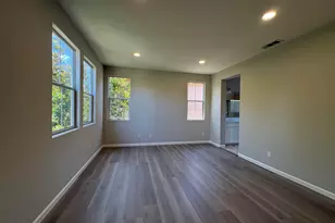439 Kent Dr, Mountain View, CA 94043 - Photo 8