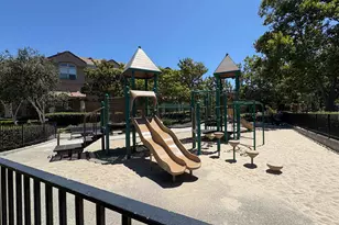 439 Kent Dr, Mountain View, CA 94043 - Photo 20