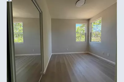 439 Kent Dr., Mountain View, CA 94043 - Photo 10