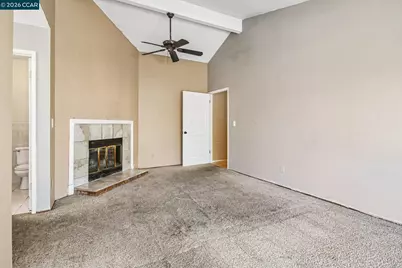410 Oakbreeze Ct, Martinez, CA 94553 - Photo 30
