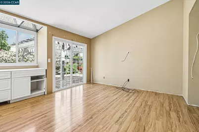 410 Oakbreeze Ct, Martinez, CA 94553 - Photo 20