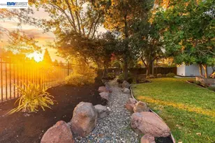 3180 Roundhill Rd, Alamo, CA 94507 - Photo 40
