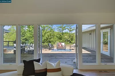 102 Hillcrest Dr, Orinda, CA 94563 - Photo 8