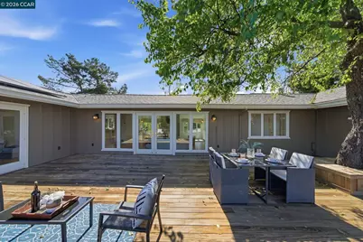102 Hillcrest Dr, Orinda, CA 94563 - Photo 10