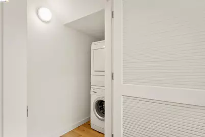 21 Covent Ln, Oakland, CA 94608 - Photo 24