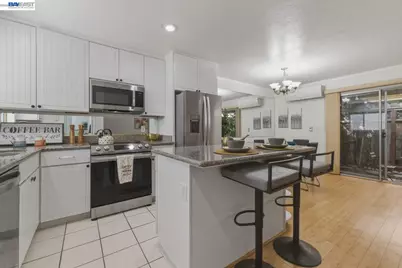 20153 Forest Ave #9, Castro Valley, CA 94546 - Photo 10