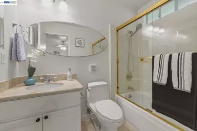 20153 Forest Ave #9, Castro Valley, CA 94546 - Photo 22