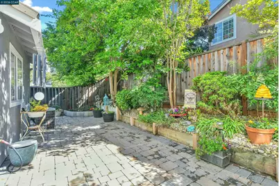 280 Brady Street, Martinez, CA 94553 - Photo 32