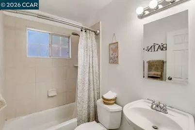 3485 Hillsborough Dr, Concord, CA 94520 - Photo 24