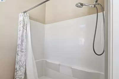 146 Halsey Way, Pittsburg, CA 94565 - Photo 18