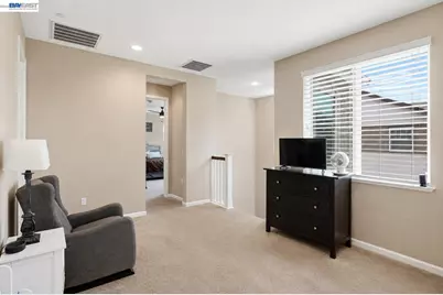 146 Halsey Way, Pittsburg, CA 94565 - Photo 12