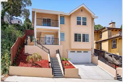 6105 Oakdale Ave, Oakland, CA 94605 - Photo 2