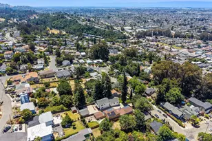 7974 Hillmont Dr, Oakland, CA 94605 - Photo 46