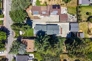 7974 Hillmont Dr, Oakland, CA 94605 - Photo 44