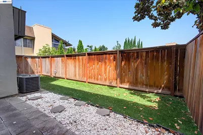 55 Massolo Dr #B, Pleasant Hill, CA 94523 - Photo 22