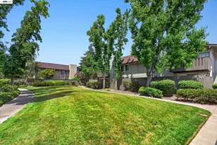 55 Massolo Dr, Pleasant Hill, CA 94523 - Photo 26