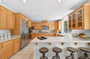 3325 Medallion Ct, Pleasanton, CA 94588 - Photo 14