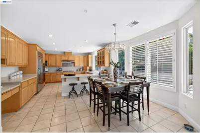 3325 Medallion Ct, Pleasanton, CA 94588 - Photo 16