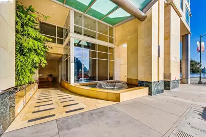1 Lakeside Drive #410, Oakland, CA 94612 - Photo 20