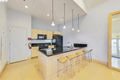 1 Lakeside Drive #410, Oakland, CA 94612 - Photo 46