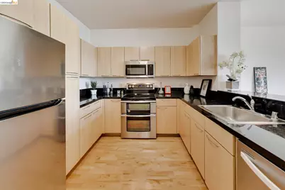 1 Lakeside Drive #410, Oakland, CA 94612 - Photo 6
