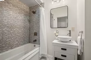 3306 West St, Oakland, CA 94608 - Photo 32