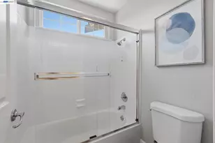 106 Accolade Dr, San Leandro, CA 94577 - Photo 28