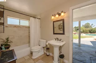 5232 Horseshoe Bend Ave, Clovis, CA 93619 - Photo 28