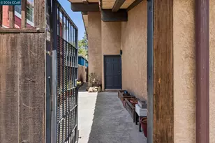 1242 Hopkins St, Berkeley, CA 94702 - Photo 62