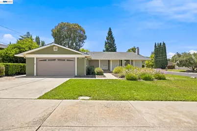 1082 Springfield Dr., Walnut Creek, CA 94598 - Photo 1