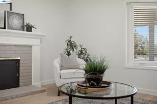 1082 Springfield Dr, Walnut Creek, CA 94598 - Photo 52