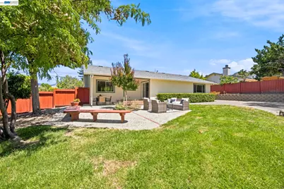 1082 Springfield Dr., Walnut Creek, CA 94598 - Photo 40