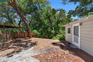1 Greenwood Ct, Orinda, CA 94563 - Photo 36