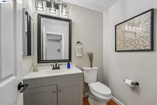 505 Lagunaria Ln, Alameda, CA 94502 - Photo 24