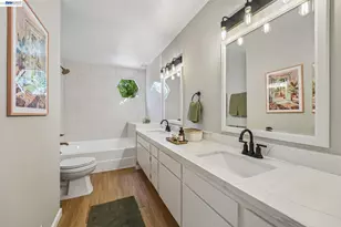 505 Lagunaria Ln, Alameda, CA 94502 - Photo 30