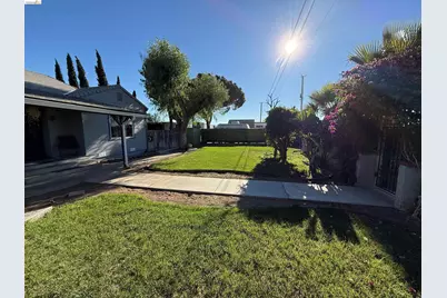[Address not provided], Brentwood, CA 94513 - Photo 2